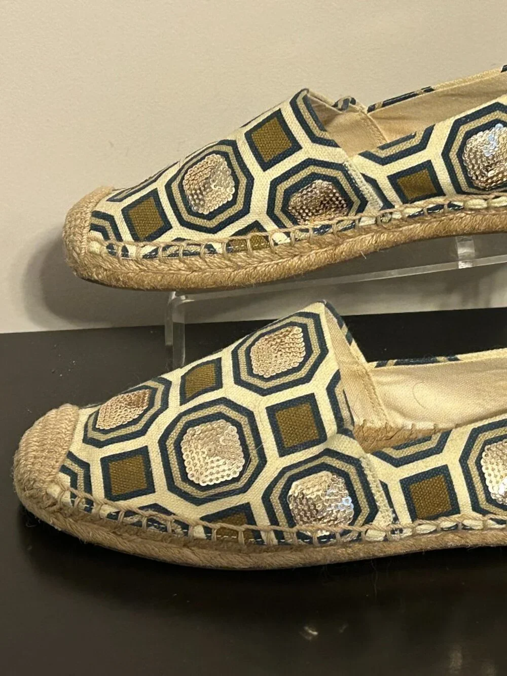 TORY BURCH Sz 7 Cecily Geometric Pattern w/ Sequins Espadrille Flats Shoes Logo